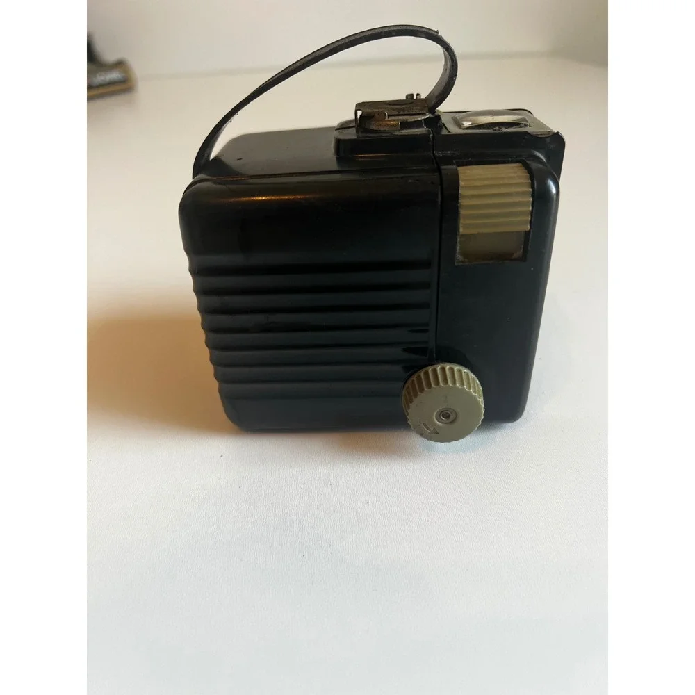 Vintage Kodak Brownie‎ Hawkeye Flash Camera Model Black Retro Photography